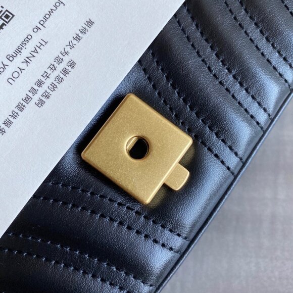 GUCCI GG Marmont Matelassé Mini Bag - Picture 7 of 9